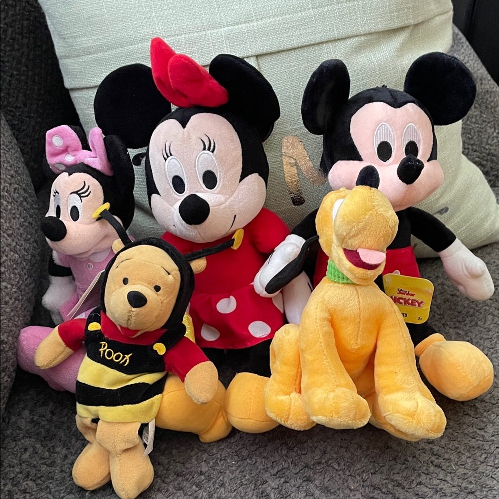 Disney Plush Toy Collection - Minnie, Mickey, Pooh, and Pluto